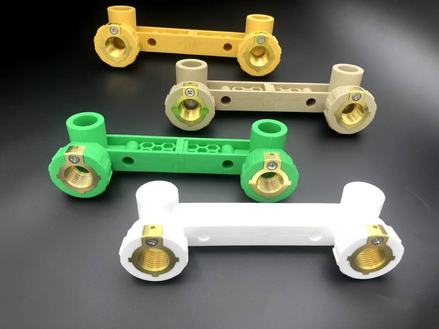 What Should B2B Buyers Pay Attention to When Selecting PPR Pipes?